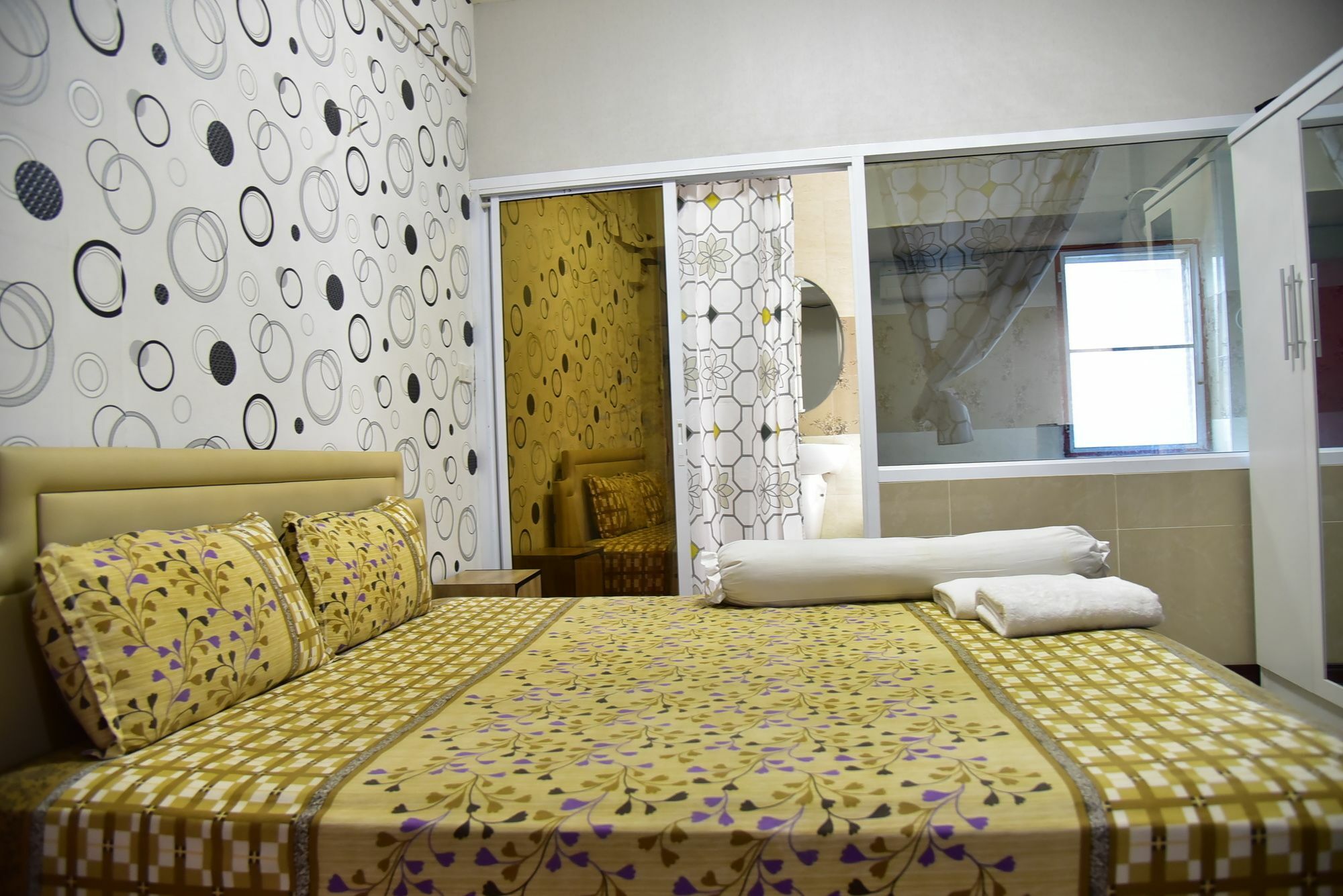 Hari Om Delhi Darbar Hotel Pattaja Kültér fotó