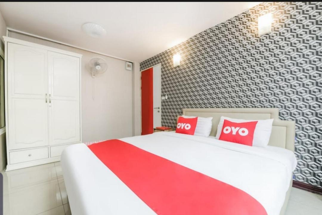 Hari Om Delhi Darbar Hotel Pattaja Kültér fotó